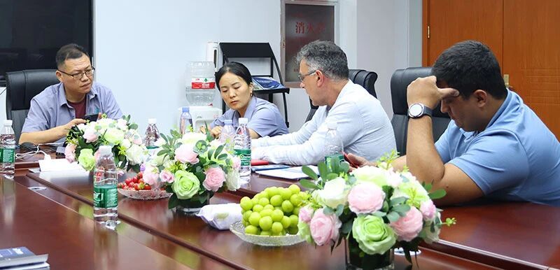 热烈欢迎丨国外客户莅临我司进行实地参观考察洽谈业务!